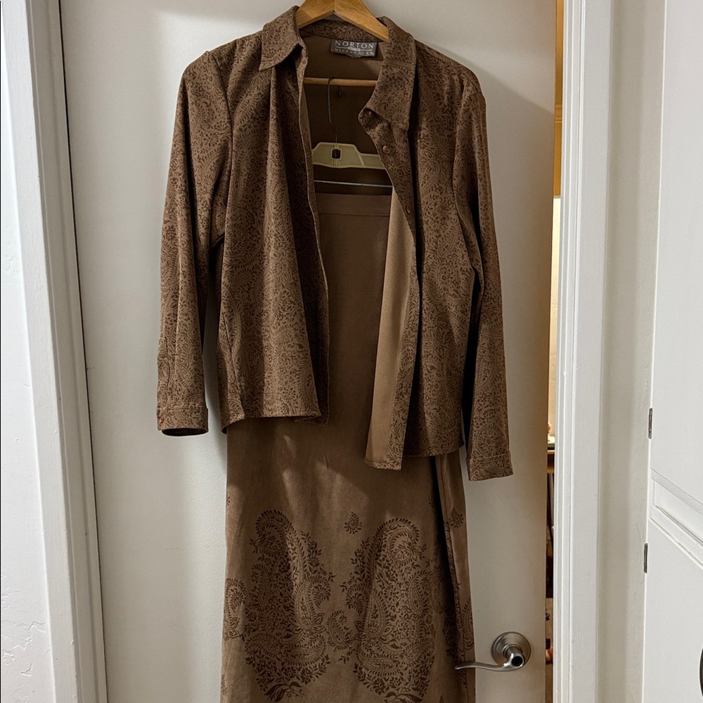 Norton Petite’s Size 12 Brown Jacket and Skirt Set